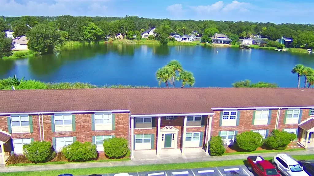 1920 E Edgewood Drive Lakeland FL 33803
