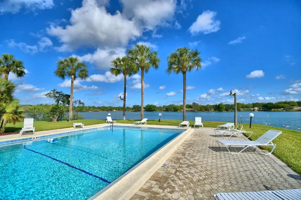 1920 E Edgewood Drive Lakeland FL 33803