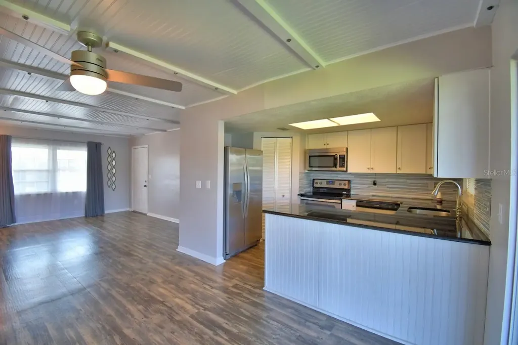 1920 E Edgewood Drive Lakeland FL 33803