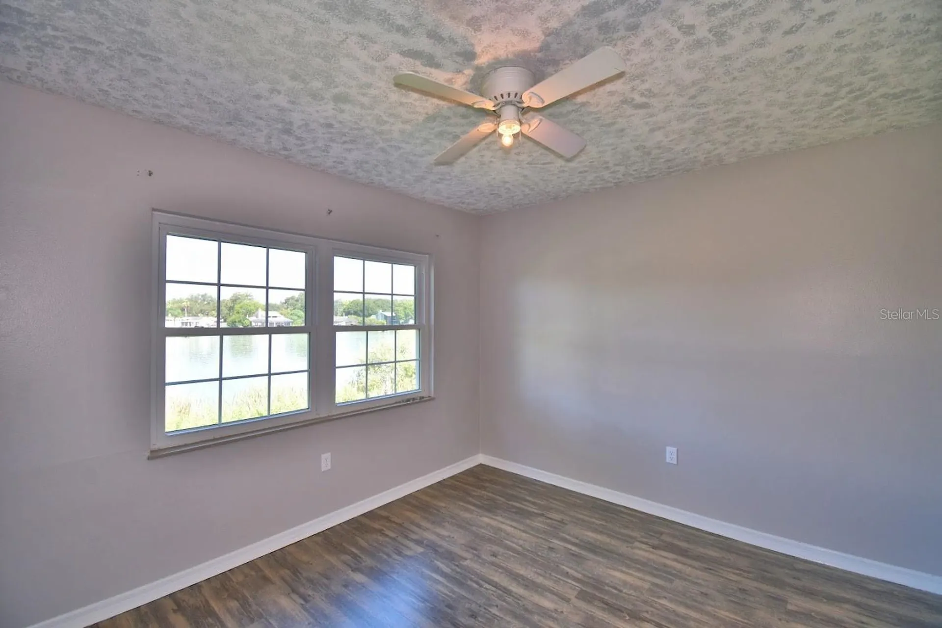 1920 E Edgewood Drive Lakeland FL 33803