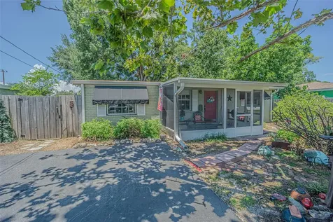 6302 Axelrod Road Tampa FL 33634