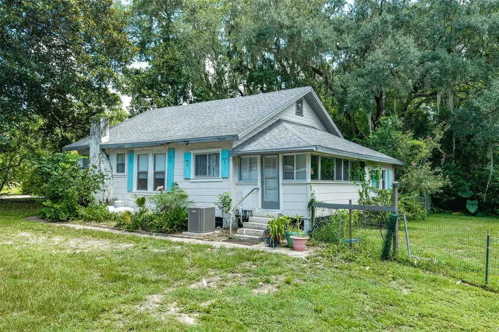 8460 E Magnolia Street Floral City FL 34436