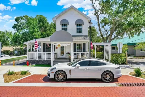 827 W Montrose Street Clermont FL 34711