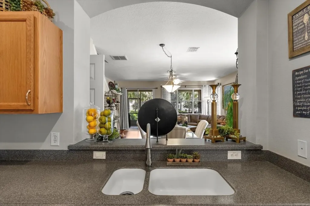 1679 W Spring Meadow Loop Lecanto FL 34461