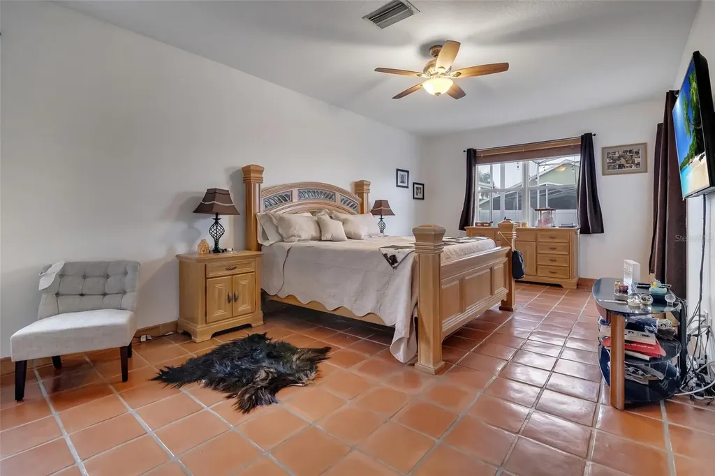 10327 Meadow Crossing Drive Tampa FL 33647