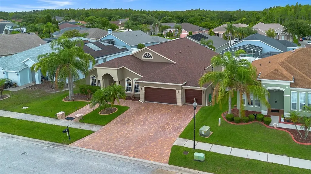 10327 Meadow Crossing Drive Tampa FL 33647