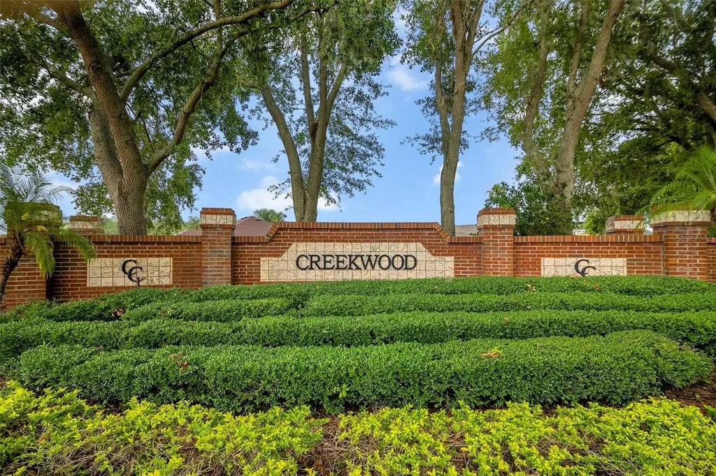 10327 Meadow Crossing Drive Tampa FL 33647
