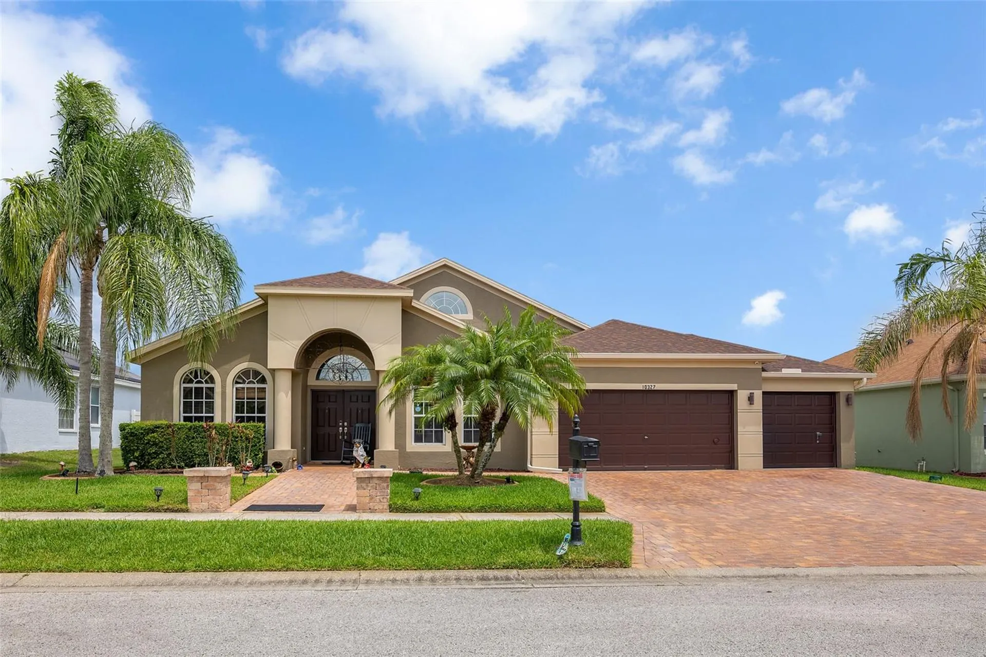 10327 Meadow Crossing Drive Tampa FL 33647
