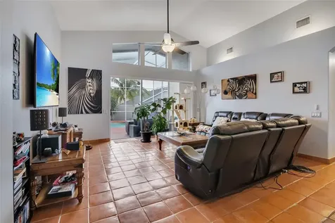 10327 Meadow Crossing Drive Tampa FL 33647