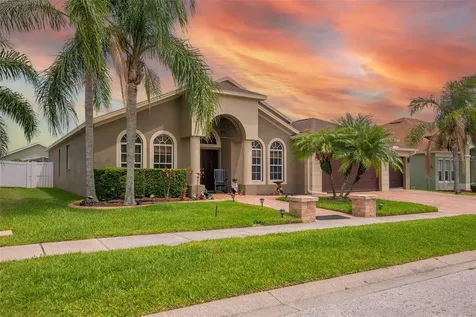 10327 Meadow Crossing Drive Tampa FL 33647