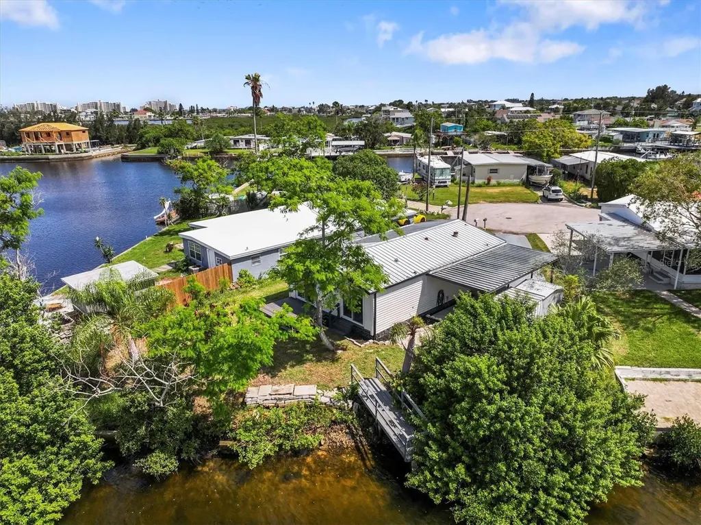 13147 Cabin Court Hudson FL 34667