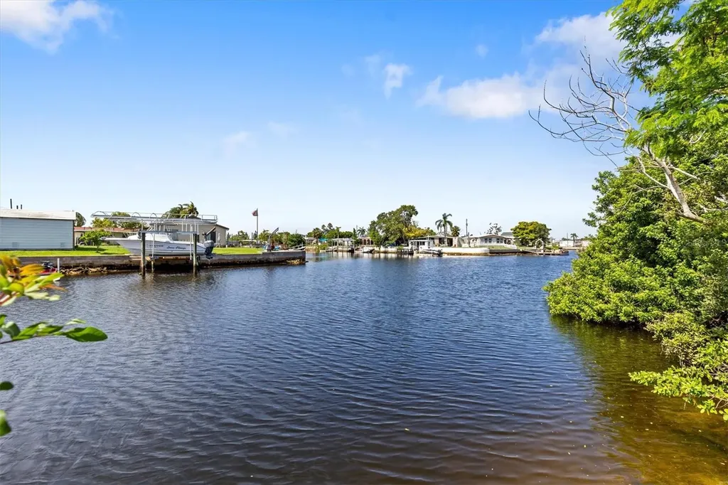 13147 Cabin Court Hudson FL 34667