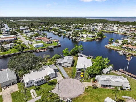 13147 Cabin Court Hudson FL 34667