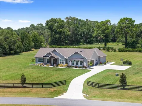 2540 NE 108th Lane Oxford FL 34484