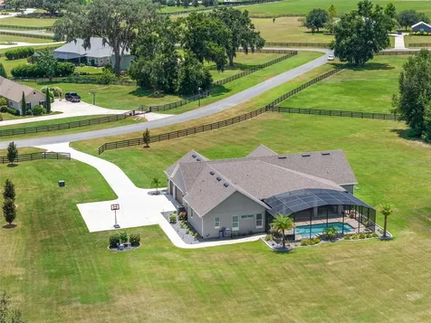 2540 NE 108th Lane Oxford FL 34484