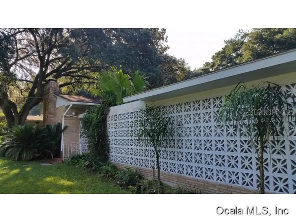 908 SE 23 Street Ocala FL 34471