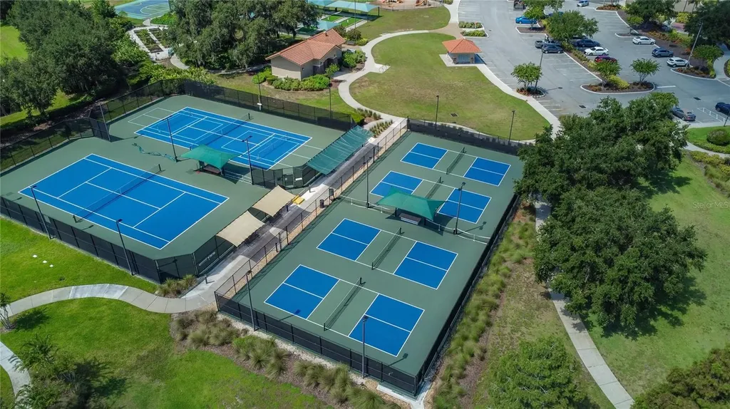 588 Cantabria Drive Davenport FL 33837