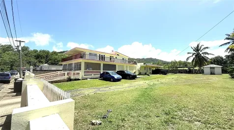 Carr 975 Km 1.6 Luis A Cid Las Calderonas Ceiba PR 00735
