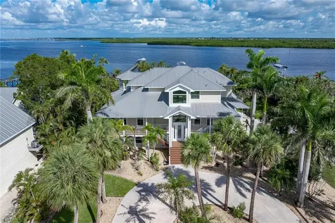 27363 Dutch Avenue Punta Gorda FL 33982