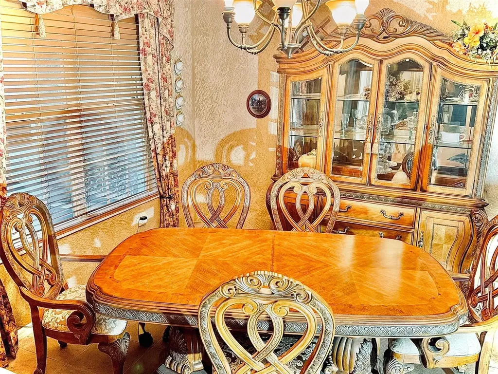 12216 Anne Kenia Drive Thonotosassa FL 33592