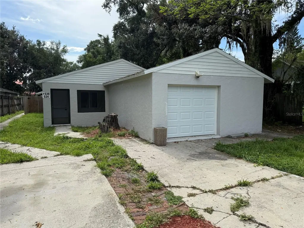 534 Charles Court Orlando FL 32805