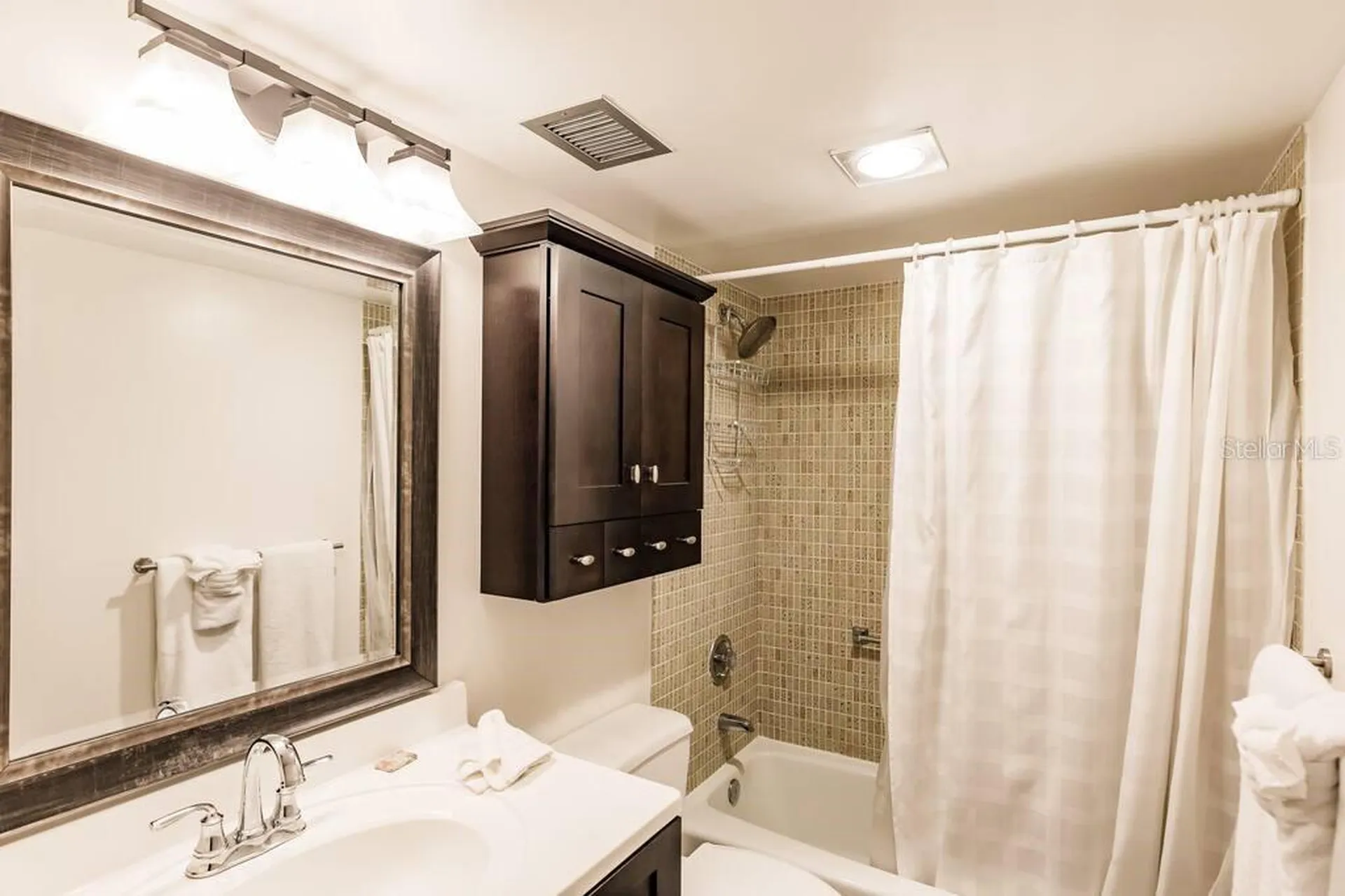 1250 N Portofino Drive Sarasota FL 34242