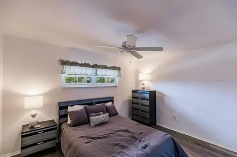 1250 N Portofino Drive Sarasota FL 34242