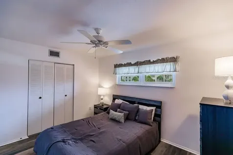 1250 N Portofino Drive Sarasota FL 34242