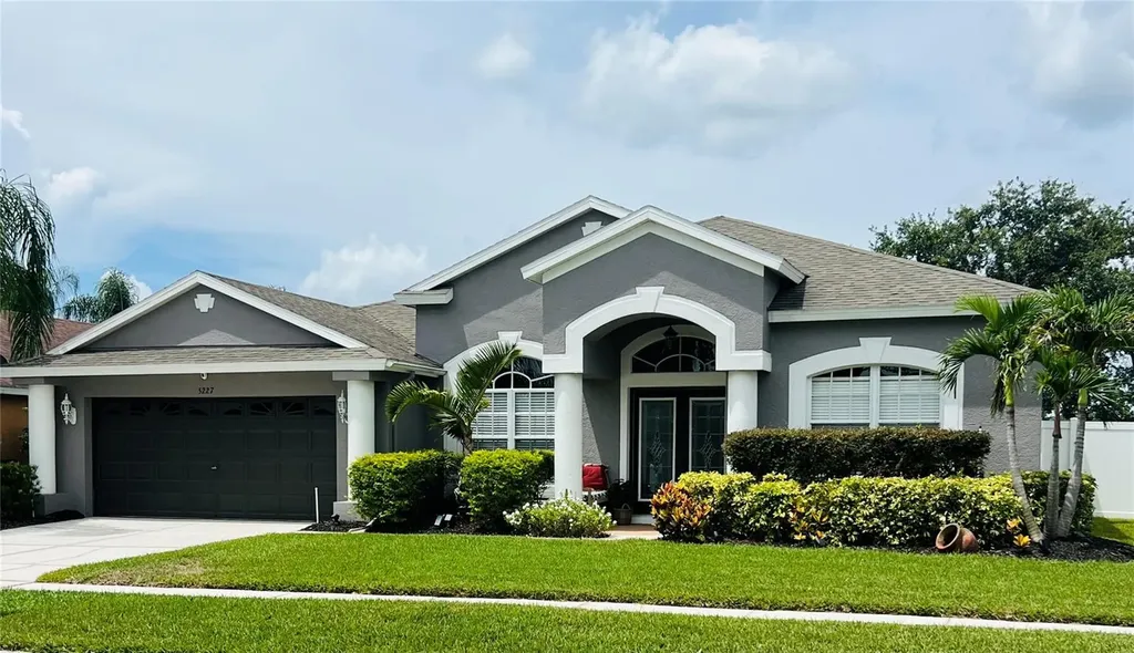 5227 Spectacular Bid Drive Wesley Chapel FL 33544