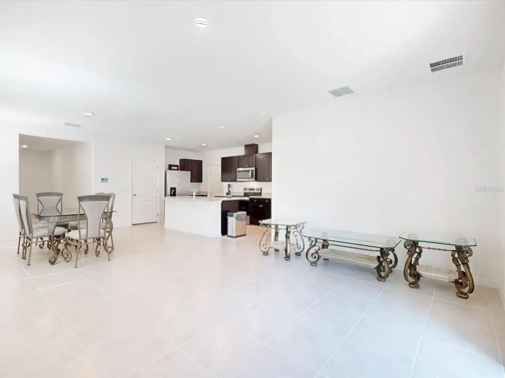 931 Waterfall Boulevard Davenport FL 33837