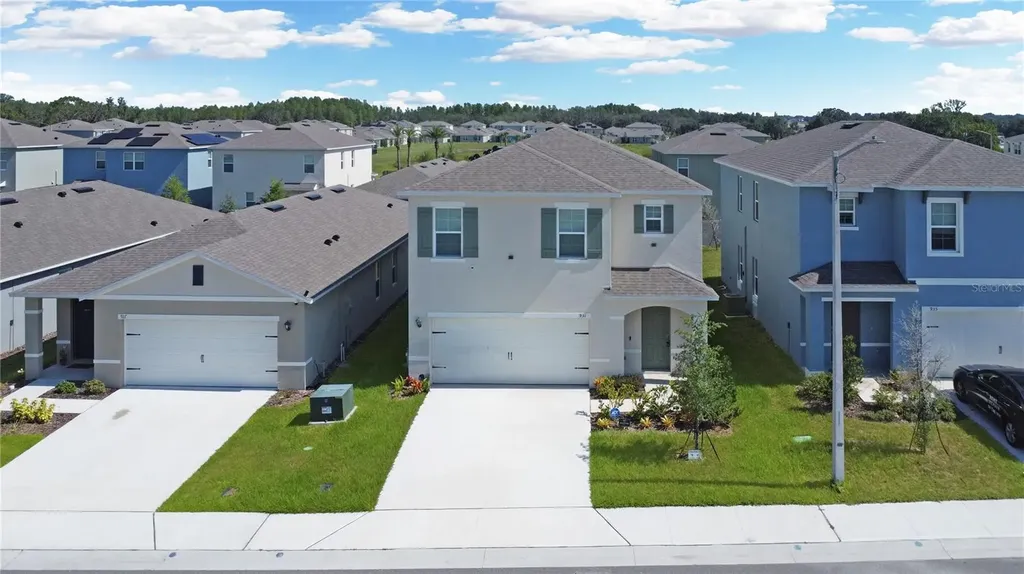 931 Waterfall Boulevard Davenport FL 33837