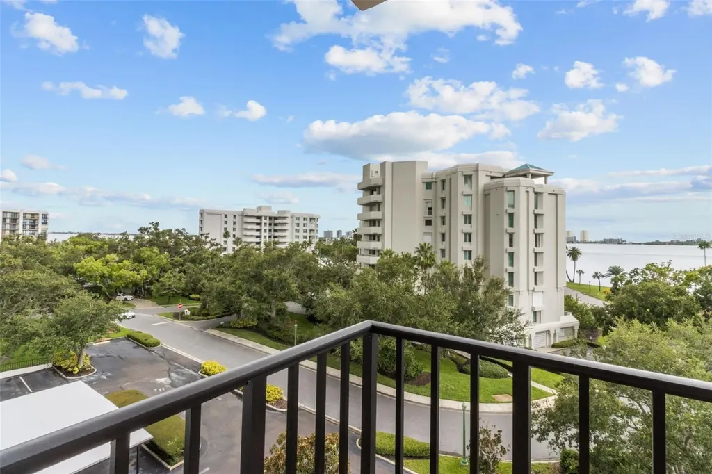 150 Belleview Boulevard Belleair FL 33756