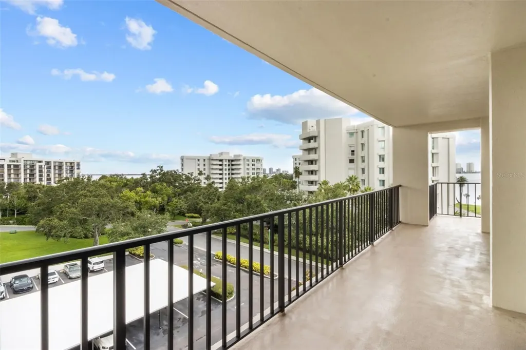 150 Belleview Boulevard Belleair FL 33756