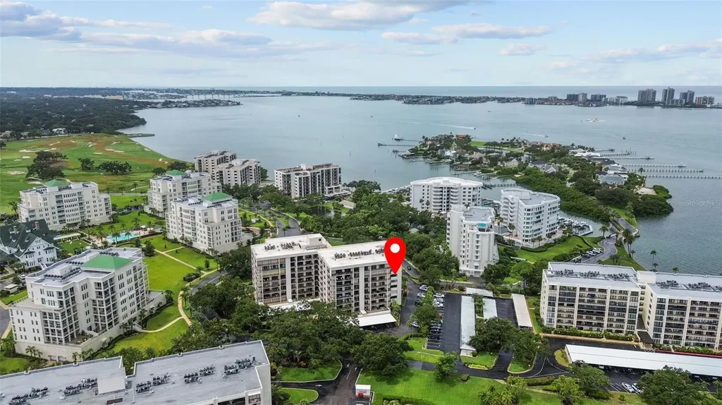 150 Belleview Boulevard Belleair FL 33756