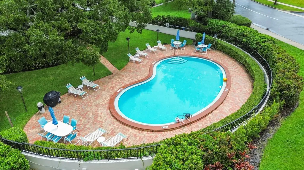 150 Belleview Boulevard Belleair FL 33756