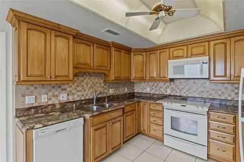 150 Belleview Boulevard Belleair FL 33756