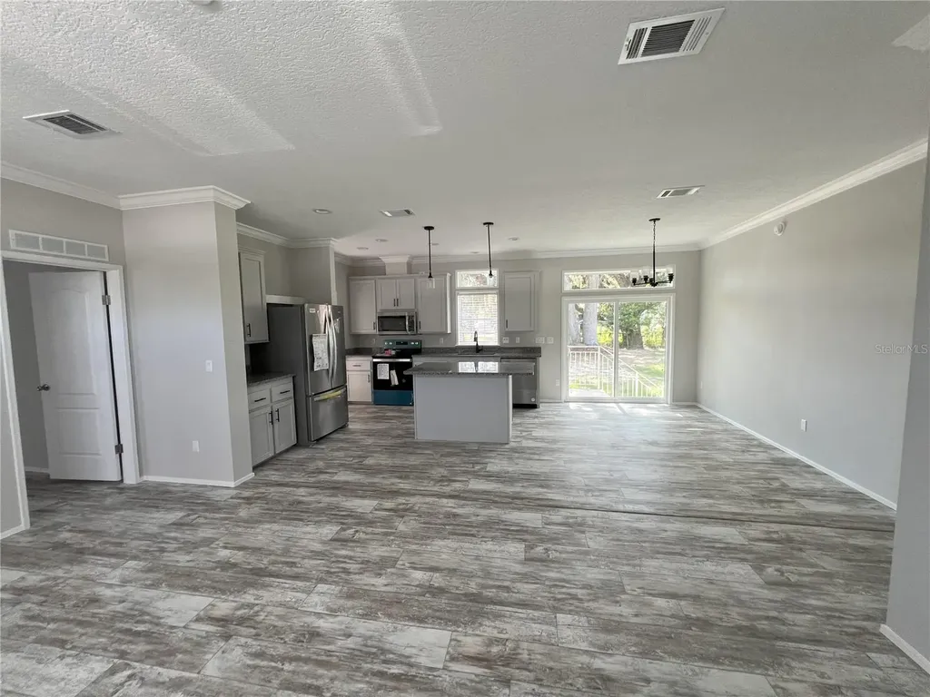 7817 Mondale Avenue Lake Wales FL 33898