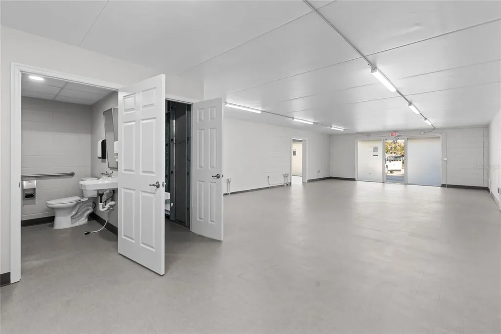 116-122 SW Broadway Street Ocala FL 34471