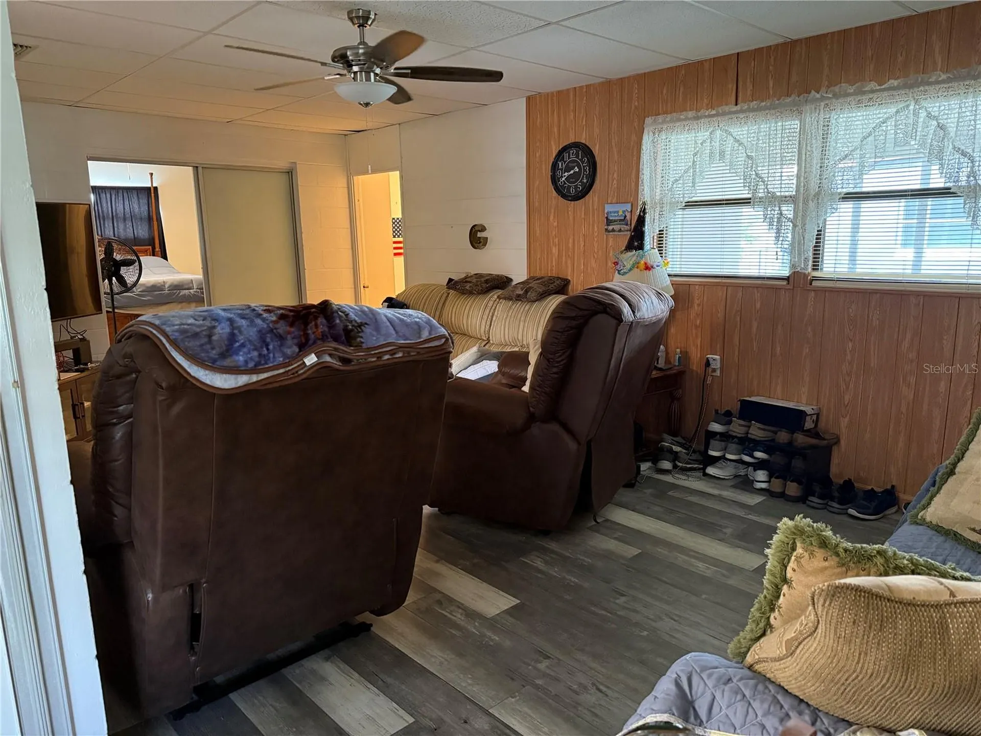 1117 Oakland Tavares FL 32778