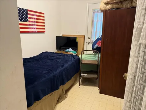 1117 Oakland Tavares FL 32778
