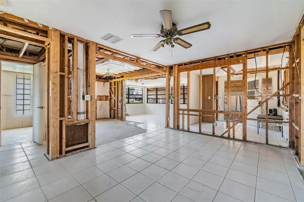 2620 Trent Road Palm Harbor FL 34684