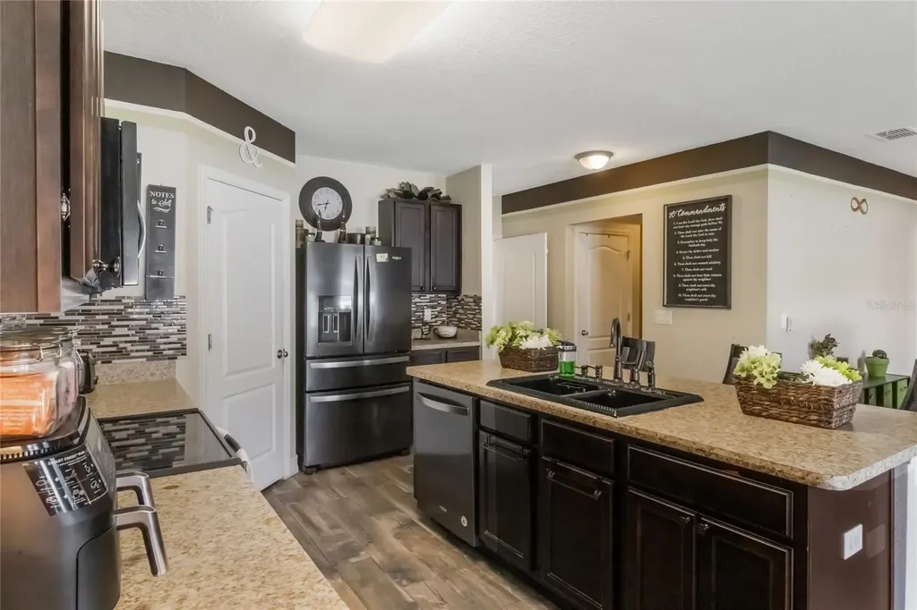 210 Lazy Willow Drive Davenport FL 33897