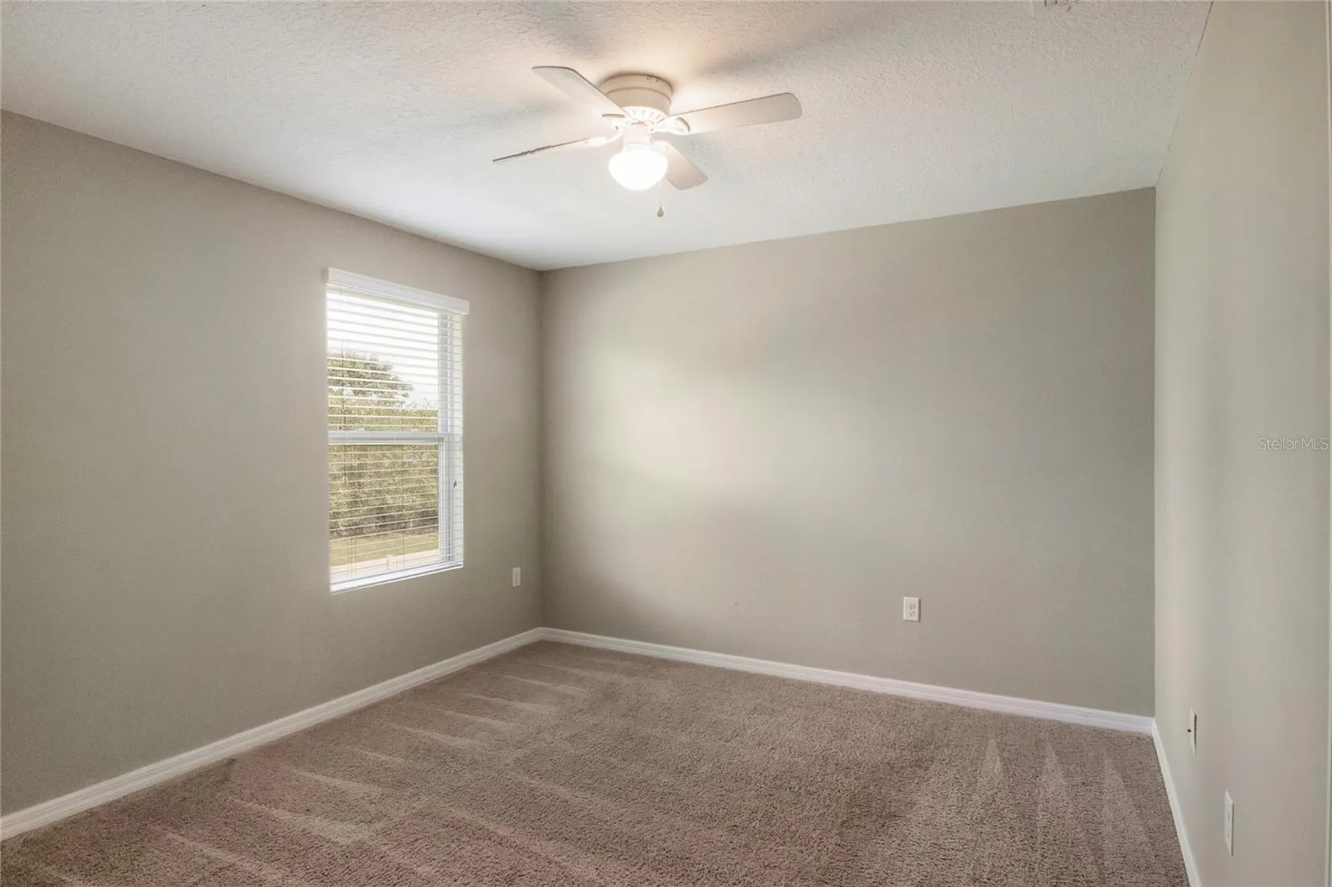 210 Lazy Willow Drive Davenport FL 33897