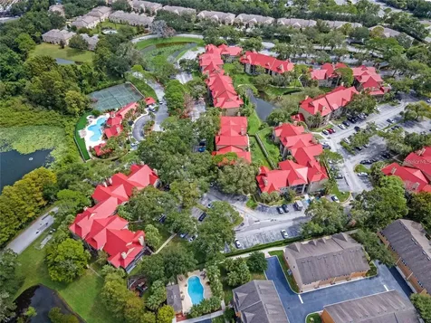 238 Afton Square Altamonte Springs FL 32714