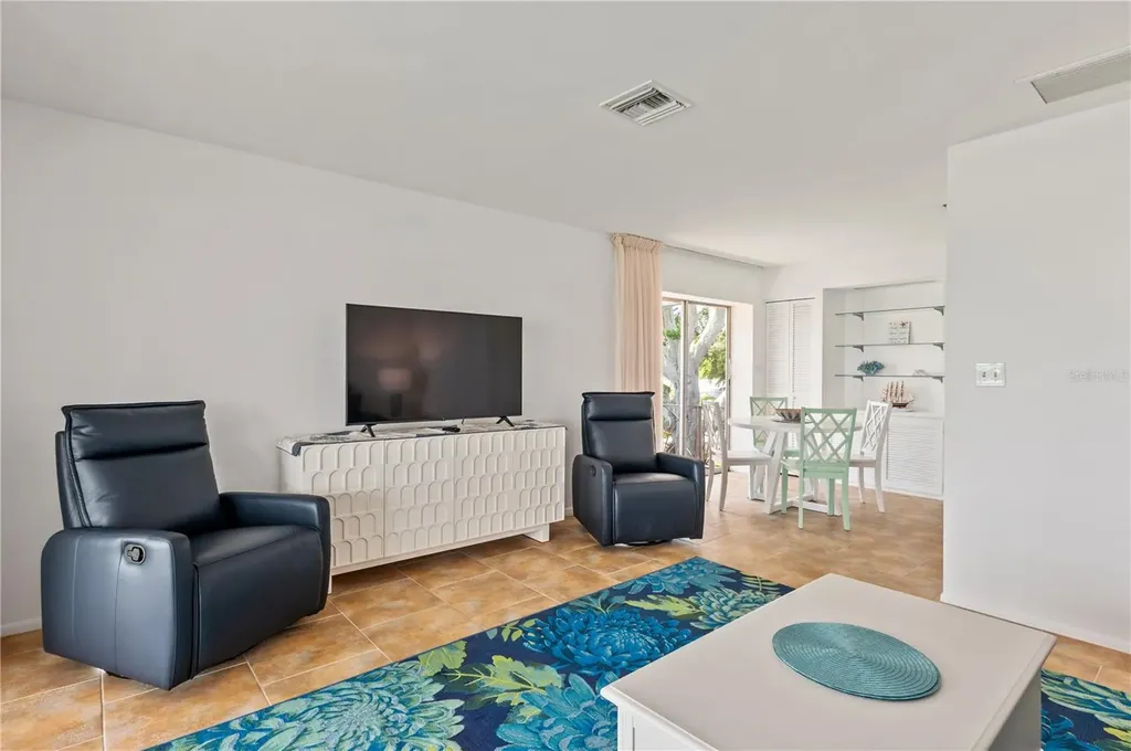 6005 Midnight Pass Road Sarasota FL 34242