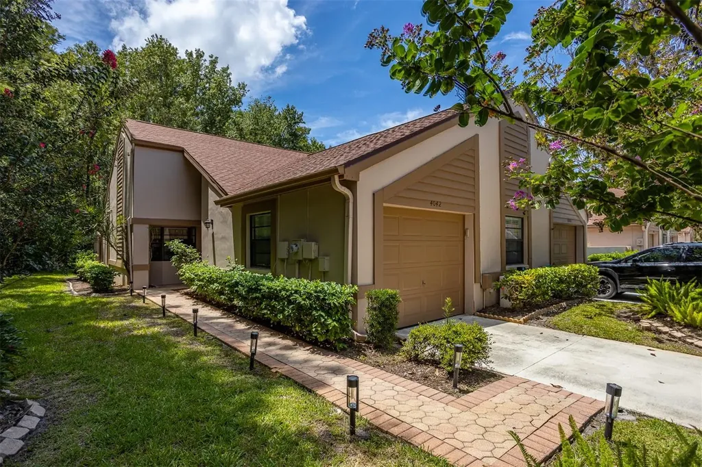 4042 Mermoor Court Palm Harbor FL 34685