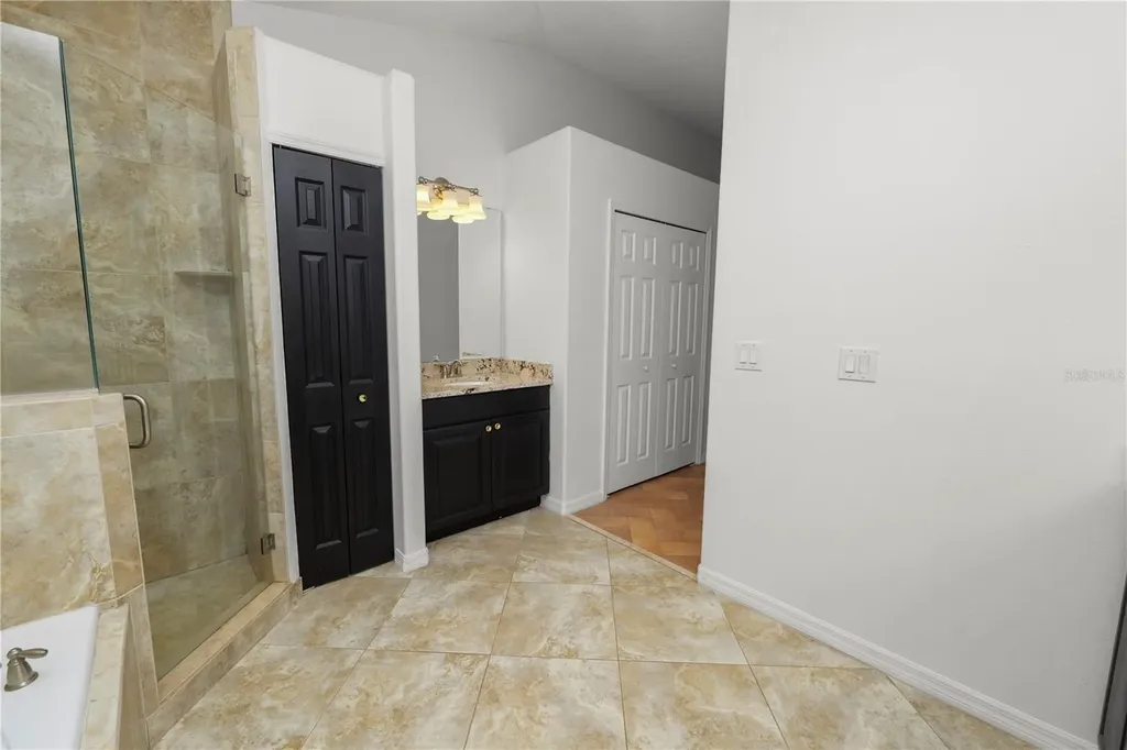 18231 Commonwealth Avenue N Polk City FL 33868