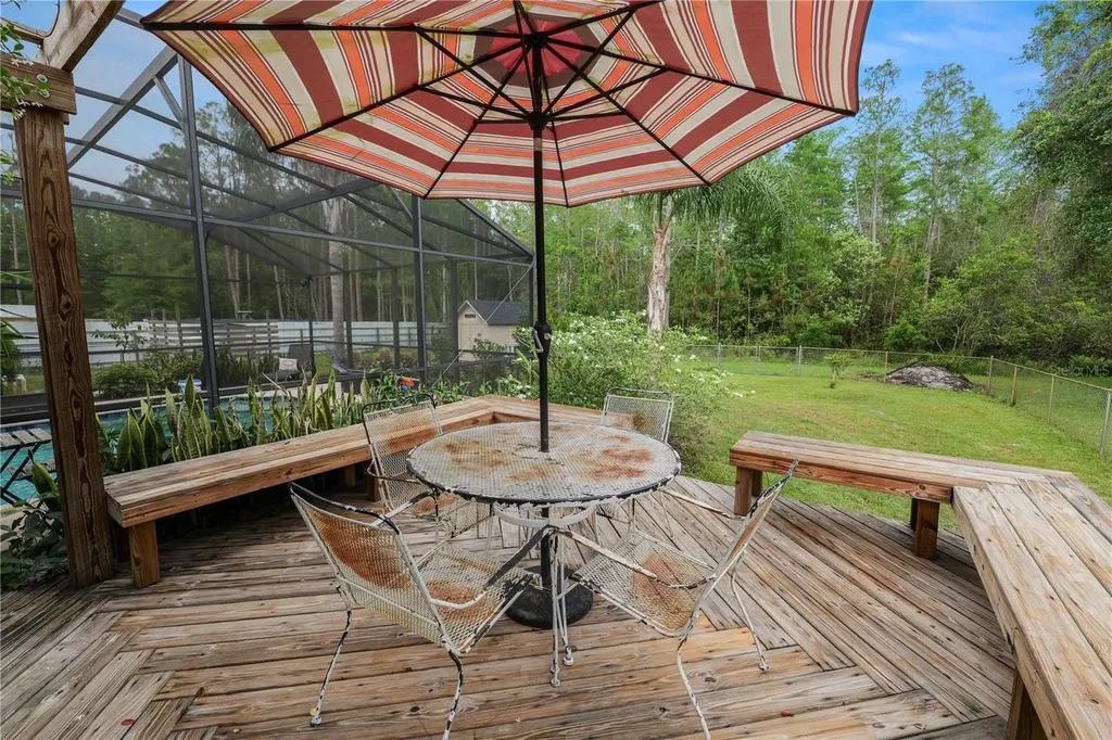 18231 Commonwealth Avenue N Polk City FL 33868