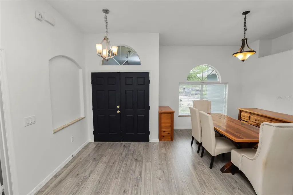 18231 Commonwealth Avenue N Polk City FL 33868