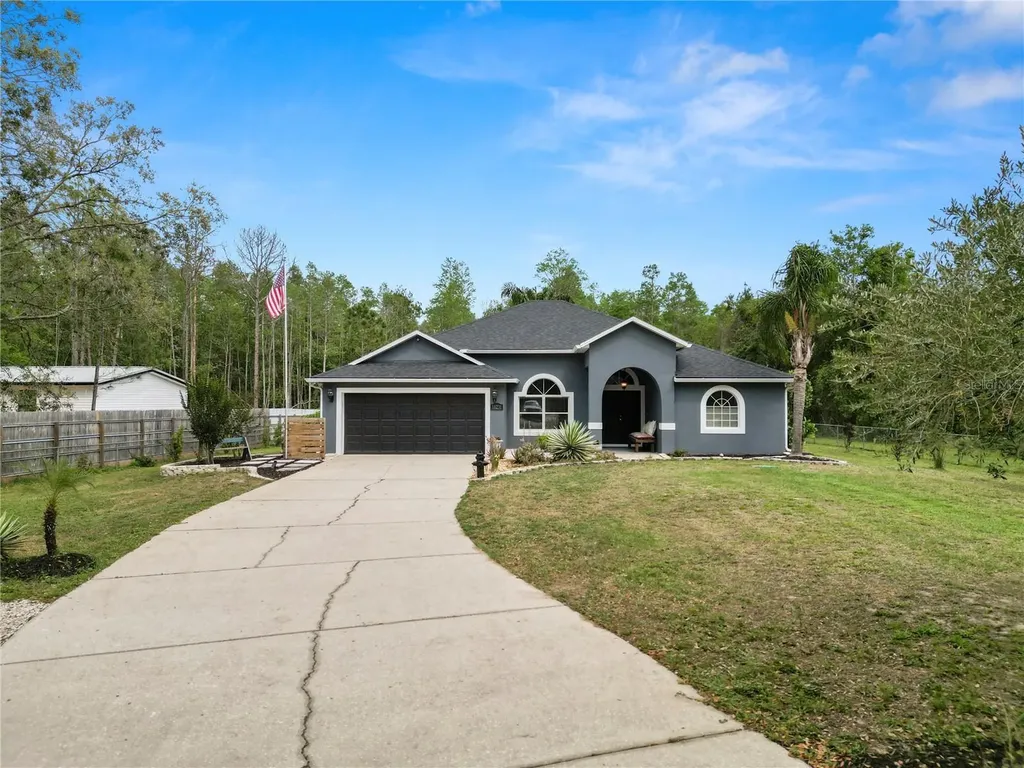 18231 Commonwealth Avenue N Polk City FL 33868